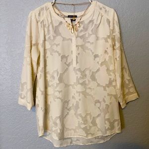 Cream lace blouse. Size small. Ban Heusen brand.